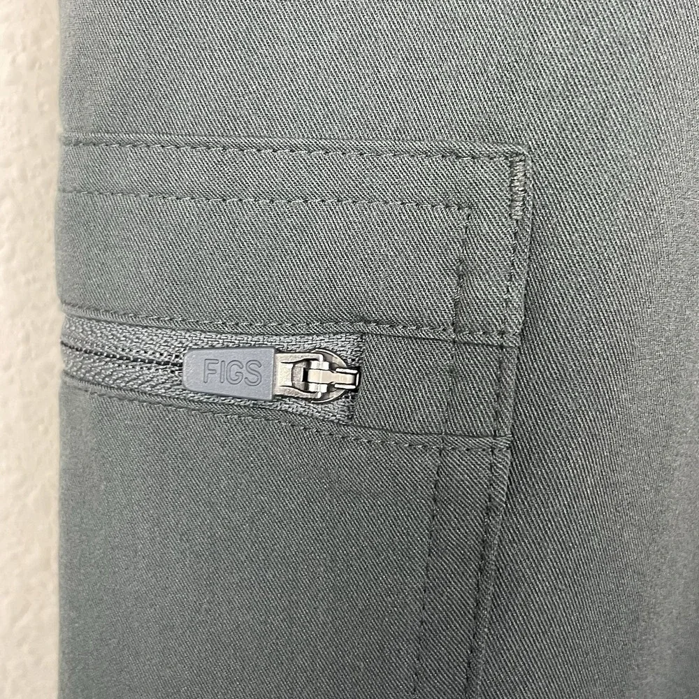 Figs Olive Green Zamora Cargo Scrub‎ Pants Size S Medical Nurse Workwear